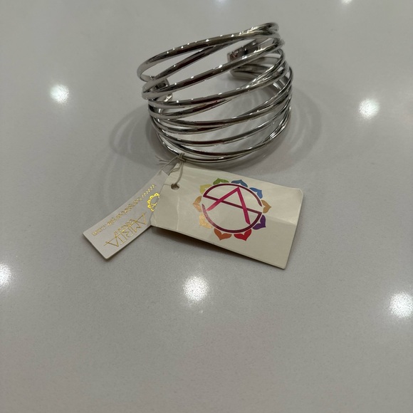 Stunning! Amrita Singh statement cuff bracelet silver tone ! - Picture 3 of 5